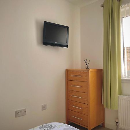 Bright 2-Bedroom Apartment With Parking In มอนโทรส ภายนอก รูปภาพ